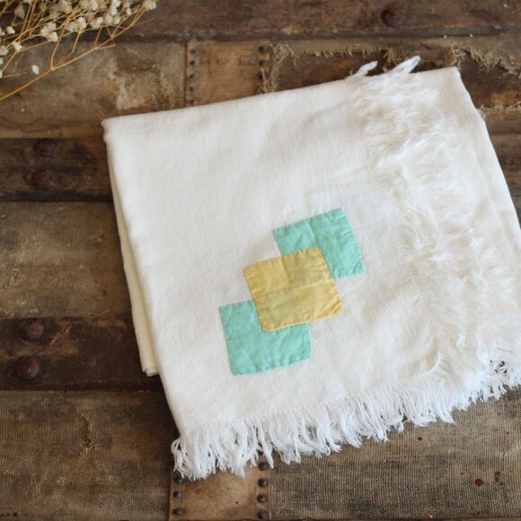 Vintage 1960s Tablecloth, 36 Inch Feedsack Cloth With Fringe and Cutwork - Picture 2 of 10